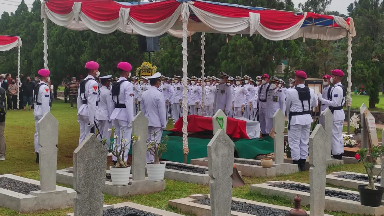 Pemakaman mantan Komandan Korps Marinir (Dankormar) ke-10 Mayor Jenderal Mar (Purn) Gafur Chaliq