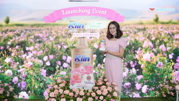 Harum English Rose Ada Pada Deterjen Liquid dari So Klin Jadi Andalan Astrid Tiar
