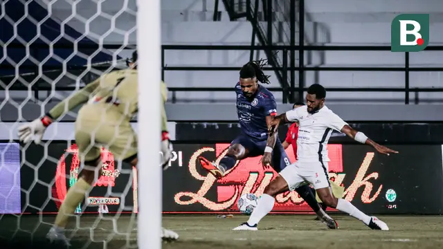 Foto: Gol Tunggal Cak Sodiq Antarkan Arema FC Kembali ke Puncak Klasemen Sementara BRI Liga 1