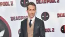 Saat mengenakan topeng Deadpool, Ryan Reynolds mengaku jika dirinya merasa bebas. "Saat memakai topeng, saya merasa lebih bebas daripada yang saya rasakan dalam hidup," ujarnya. (AFP/Michael loccisano/GETTY IMAGES NORTH AMERICA)
