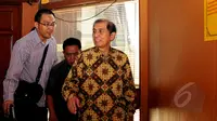 Hadi Poernomo saat tiba di Pengadilan Negri Jakarta Selatan, Senin (18/5/2015). Hadi Poernomo mengajukan praperadilan atas penetapan tersangka terhadap dirinya dan juga penyitaan yang dilakukan oleh KPK. (Liputan6.com/Yoppy Renato)