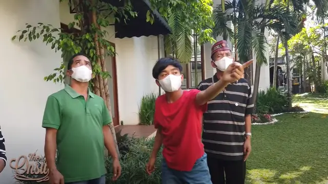 6 Momen Keluarga Betrand Peto dari NTT Keliling Rumah Ruben Onsu, Terharu