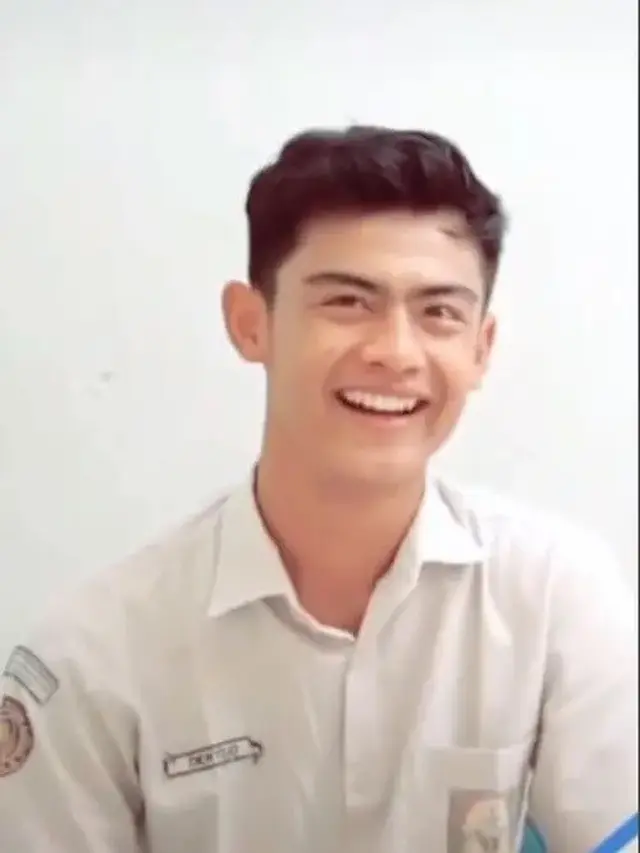 6 Foto Masa SMA Pratama Arhan dan Azizah Salsha, Curi Perhatian