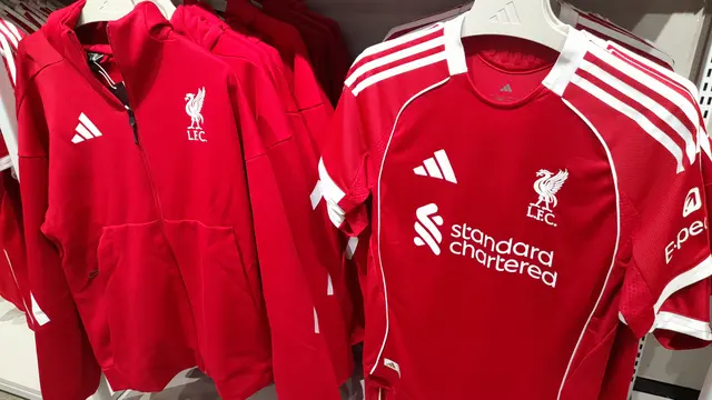 Official Jersey dan Anthem Jacket Liverpool Musim 2025/2026