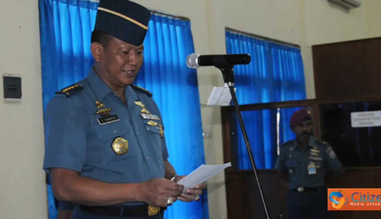 Citizen6, Surabaya:Kapokgadik Kobangdikal Membacakan Amanat Dankobangdikal dalam Rangka Pembukaan AA Gel Ketiga. Kursus AA gelombang III yang akan berlangsung dua minggu ini, diikuti 19 orang perwira. (Pengirim: Penkobangdikal)