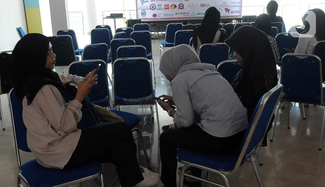 Sementara batasan usianya dari 18 hingga 35 tahun. (merdeka.com/Imam Buhori)