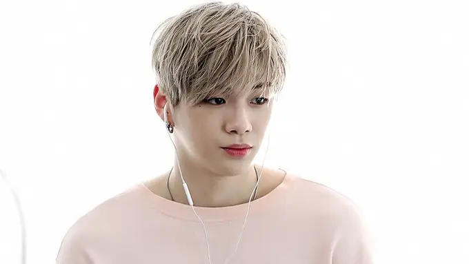 [Bintang] Ungkapan Bahagia Kang Daniel Tampil di MV Davichi