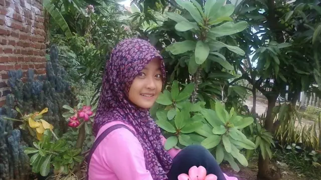 6 Potret Lawas Ega Noviantika, Kini Sudah Jadi Ibu