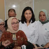 Veronica Tan saat Rapat Perdana Sebagai Wakil Menteri. [@menteripppa]