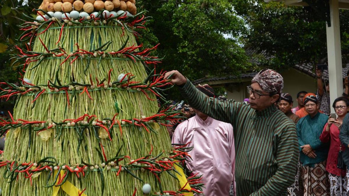 Arti Kirab beserta Jenis-jenisnya - Ragam Bola.com