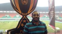 Sekretaris Yahukimo FC, Timed Magayang, bangga timnya akan menghadapi Persipura Jayapura di babak pertama Piala Indonesia. (Bola.com/Benediktus Gerendo Pradigdo