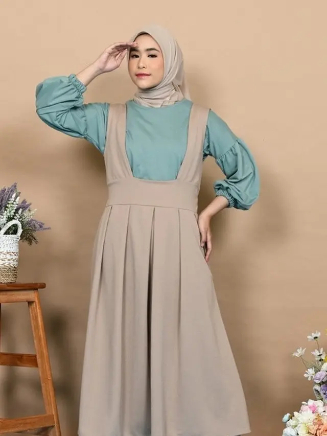 10 Inspirasi Jumpsuit Hijab Terbaru 2024, Bikin Penampilan Makin Stylish