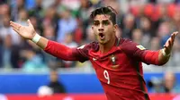 Reaksi striker Portugal Andre Silva saat melawan Meksiko pada perebutan tempat ketiga Piala Konfederasi 2017 di Otkrytiye Arena, Moskow, Minggu (2/7/2017). (AFP/Yuri Kadobnov)