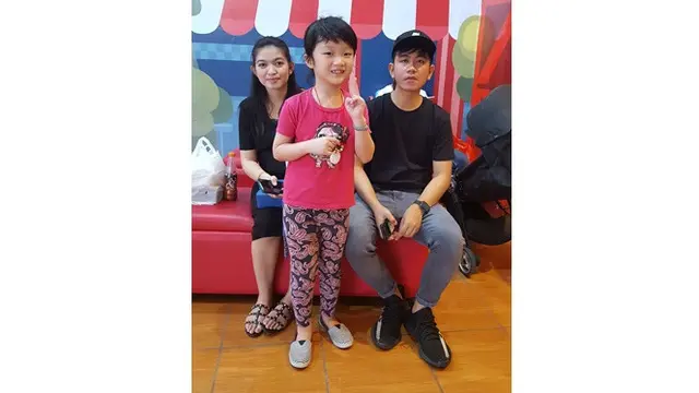 Jelang Melahirkan, Ini 6 Potret Terbaru Selvi Ananda Menantu Jokowi
