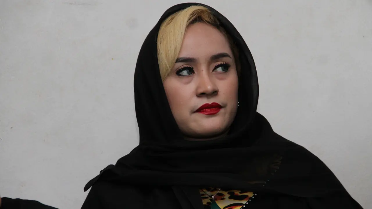 [Bintang] Lia Ladysta