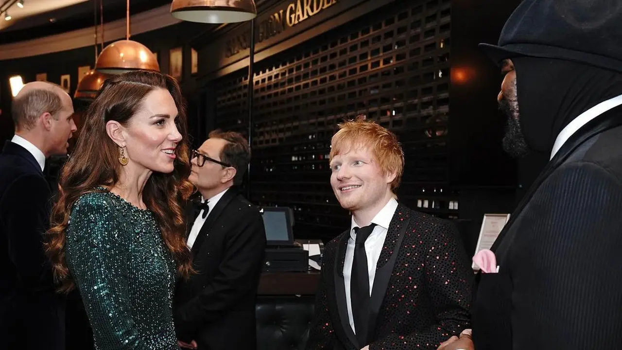 Kenakan Gaun Lama, Kate Middleton Tampil Elegan dengan Gaya Rambut Baru