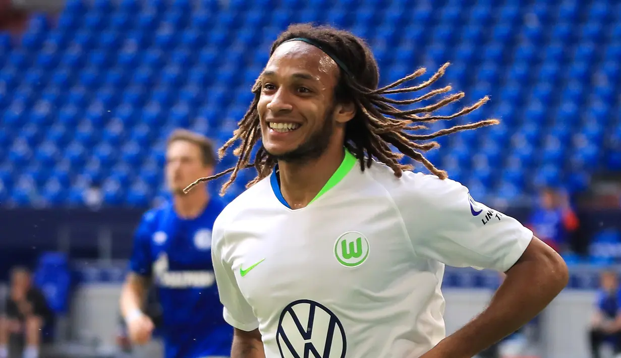 5 - Kevin Mbabu (Wolfsburg) - Kecepatan: 96 dan Akselerasi: 93. (AFP/Wolfgang Rattay)