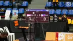 Papan skor nomor beregu sepak takraw putri dalam SEA GAMES 2017 di Titiwangsa Indoor Stadium, Kuala Lumpur, Senin (21/8). Timnas sepak takraw putri Indonesia kembali melakukan walk out (WO) pada laga melawan Filipina. (Liputan6.com/Faizal Fanani)