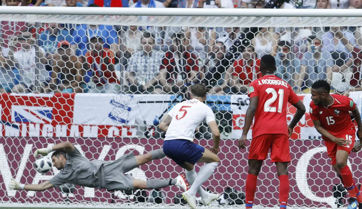 Proses terjadinya gol yang dicetak bek Inggris, John Stones, ke gawang Panama pada laga grup G Piala Dunia di Stadion Nizhny Novgorod, Nizhny Novgorod, Minggu (24/6/2018). Babak pertama Inggris unggul 5-0 atas Panama. (AP/Victor Caivano)