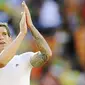 Bek Denmark Daniel Agger menciptakan gol bunuh diri yang memberi Belanda gol pertama pada kemenangan 2-0 pada laga Grup E PD 2010 di Johannesburg, 14 Juni 2010. AFP PHOTO/DANIEL GARCIA