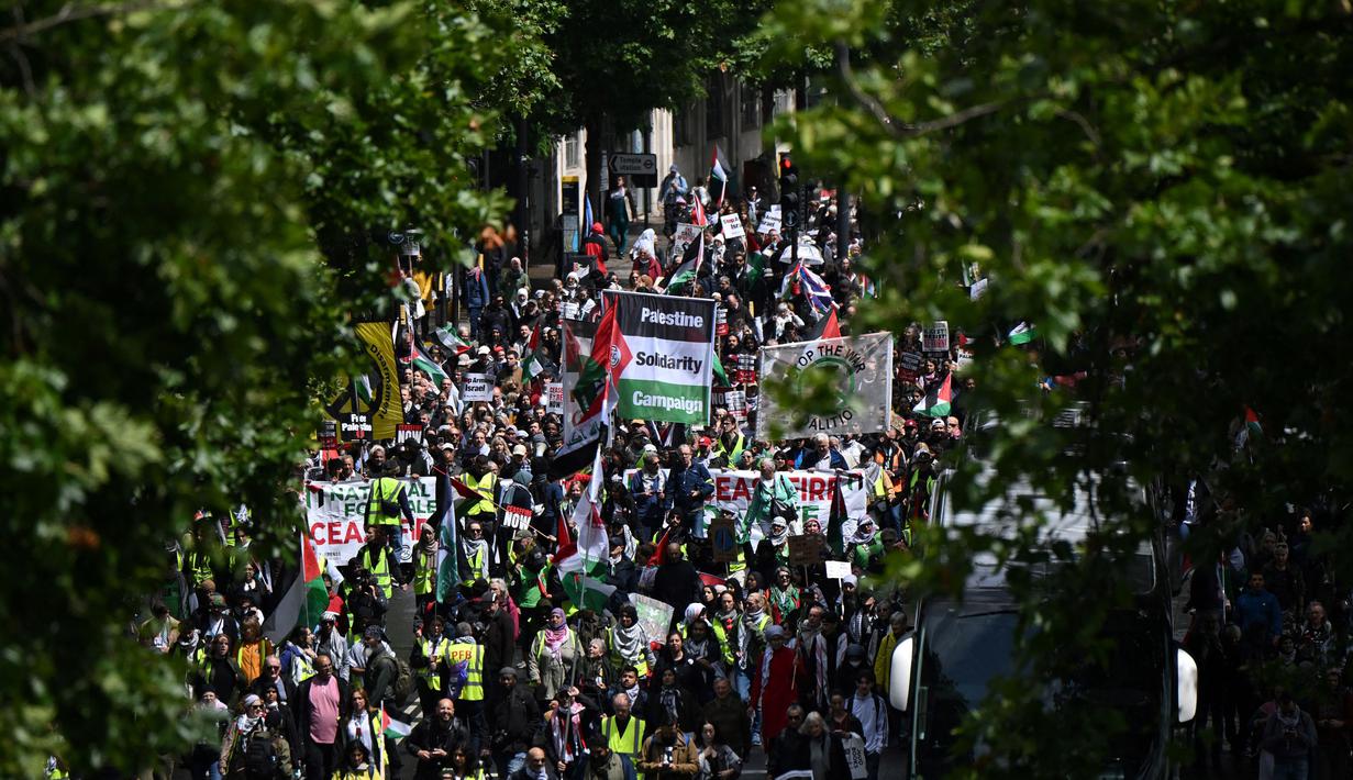 Diperkirakan saat ini masih terdapat sekitar 250.000 orang tinggal di wilayah timur Khan Younis dan Rafah yang berada di bawah perintah evakuasi militer Israel. (JUSTIN TALLIS/AFP)