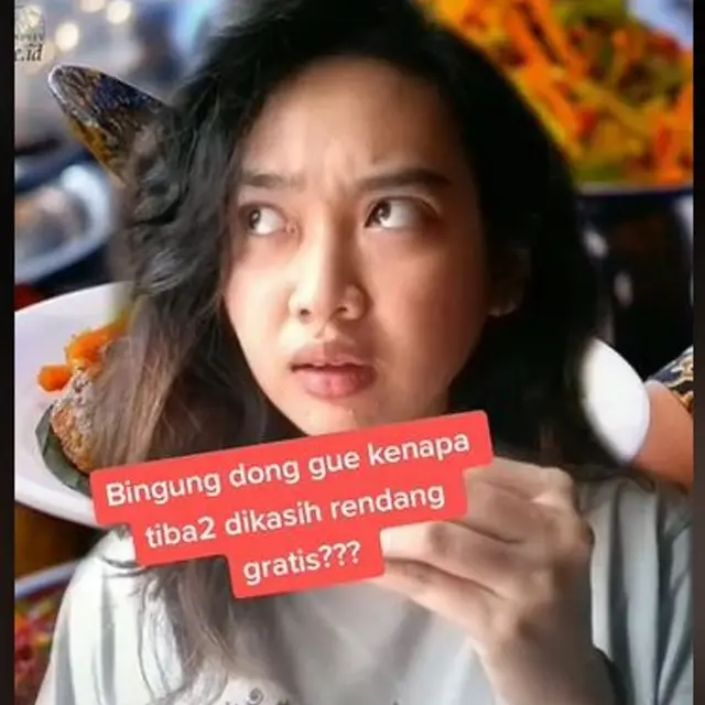Cerita Kocak Wanita Dapat Rendang Gratis Karena Tampil Lusuh