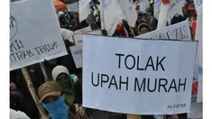 Jika ini terus dibiarkan, bukan tidak mungkin jumlah tenaga kerja yang terkena PHK tahun ini sama seperti tahun 2015.