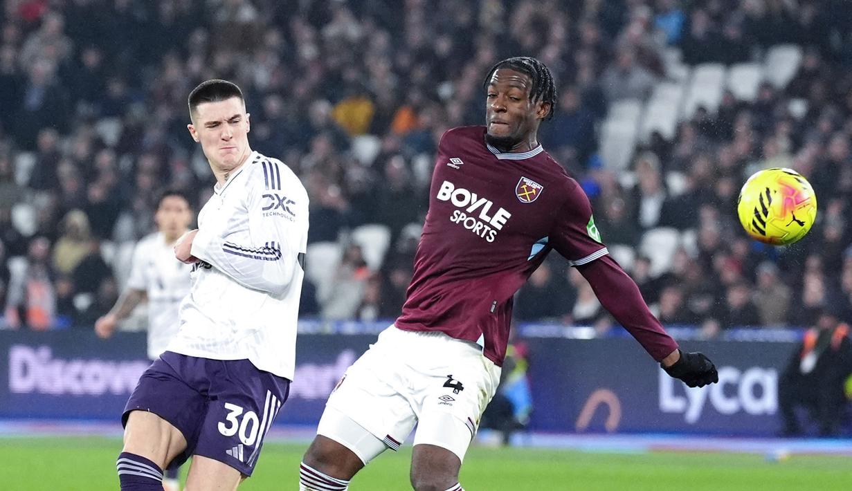 Hasil ini membuat Manchester United tertahan di peringkat kelima klasemen sementara dengan 45 poin dari 26 laga. (Adam Davy/PA via AP)