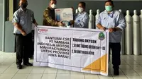 Yamaha menyumbangkan tabung oksigen siap pakai kepada Pemerintah Provinsi Jawa Barat. (Dok Yamaha)