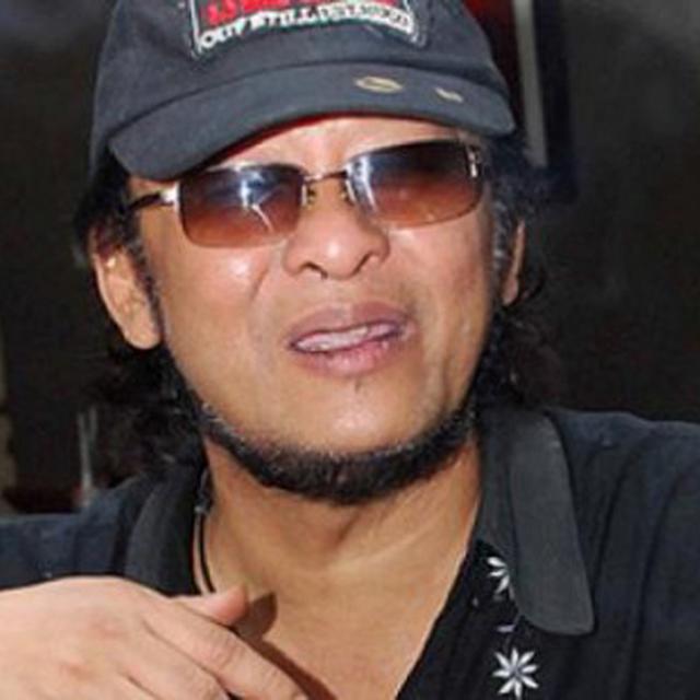 pic Deddy Dores Tanpa Kacamata 6 fakta deddy dores yang membuat kita