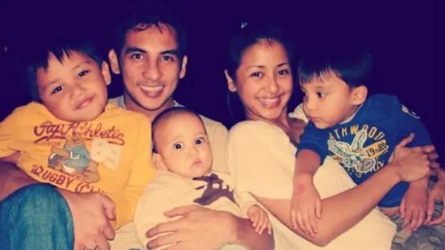 Amara dan frans Mohede