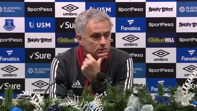 VIDEO: Komentar Pedas Jose Mourinho untuk Paul Scholes