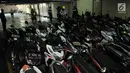 Sejumlah motor terparkir di KM Dobonsolo tujuan Tanjung Emas Semarang di Terminal Penumpang Nusantarapura, Pelabuhan Tanjung Priok, Jakarta (30/5/2019). Pemerintah menambah kuota mudik gratis bagi pemotor hingga 3 Juni mendatang (merdeka.com/Iqbal S. Nugroho)