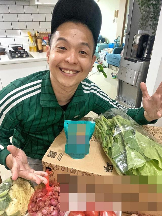 Apartemen Ernest Prakasa