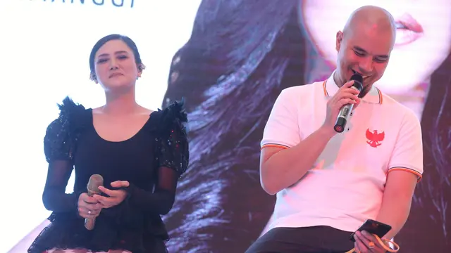 [Bintang] Mulan Jameela - Ahmad Dhani