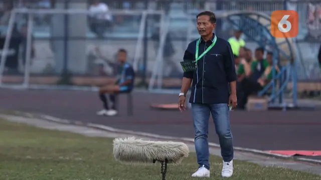 Djadjang Nurdjaman - Persela Lamongan Vs Persijap Jepara di Liga 2 2023/2024