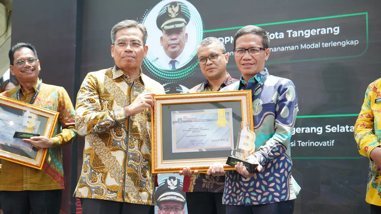 DPMPTSP Kota Cilegon Sabet Penghargaan Investasi Tertinggi di Banten Tiga Tahun Beruntun