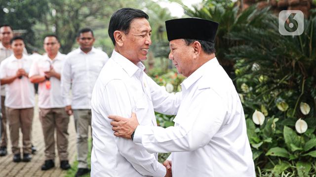 Jalin Silaturahmi Politik, Wiranto Sambangi Kediaman Prabowo di Hambalang
