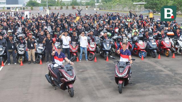 Pebalap Honda Racing Team di MotoGP Joan Mirr dan Luca Marini