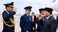 Presiden Prabowo Subianto tiba di Washington DC, Amerika Serikat (AS), Minggu (10/11/2024). Prabowo akan bertemu Presiden AS Joe Biden di Gedung Putih. (Foto: Muchlis Jr - Biro Pers Sekretariat Presiden)