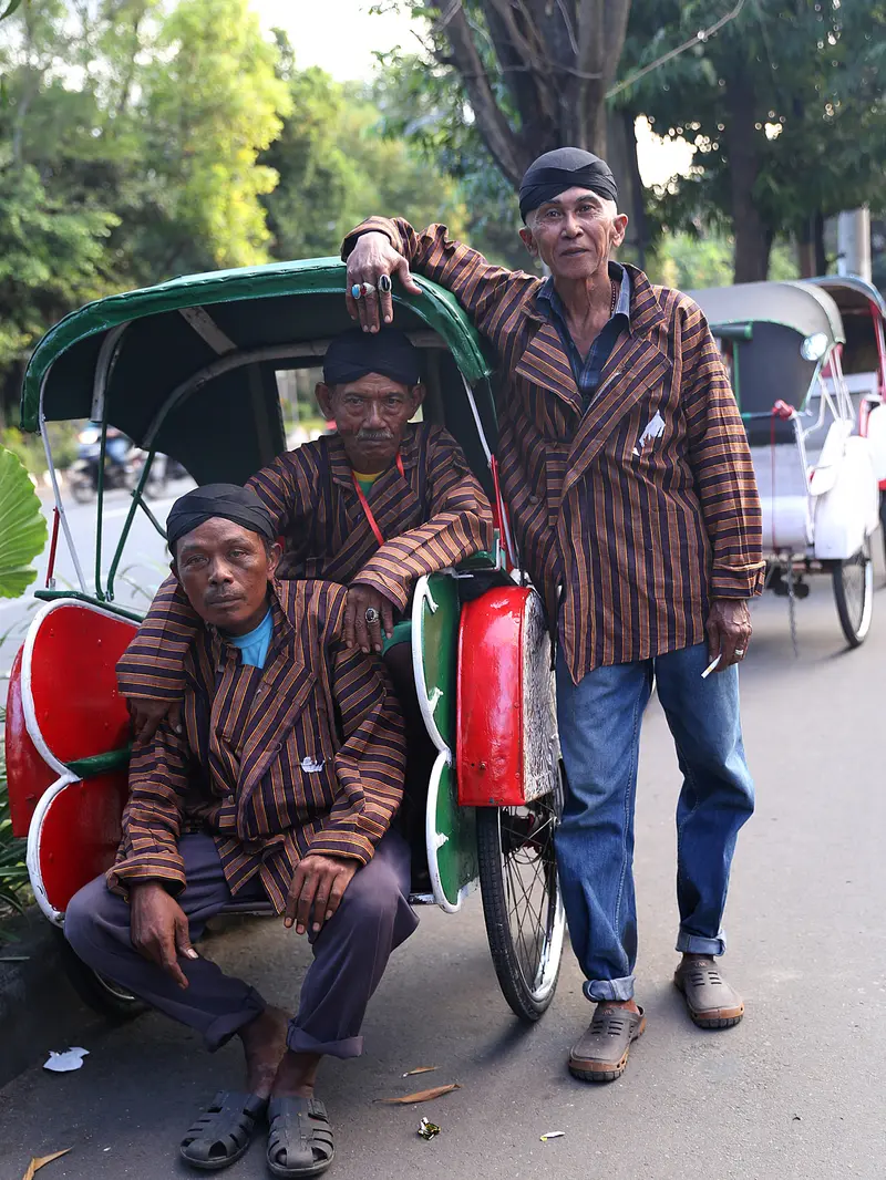 [Bintang] Foto Becak Jokowi 