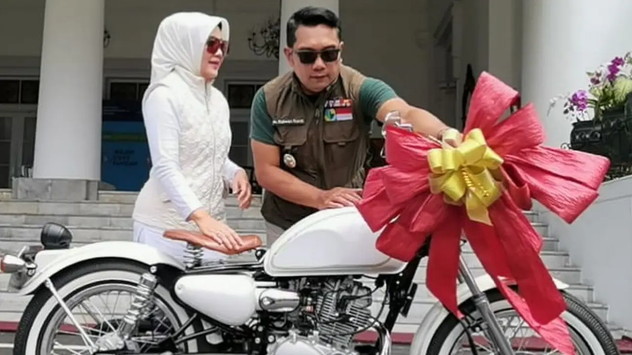 Ridwan Kamil dan istri,  Atalia Praratya. (Instagram/ ridwankamil)