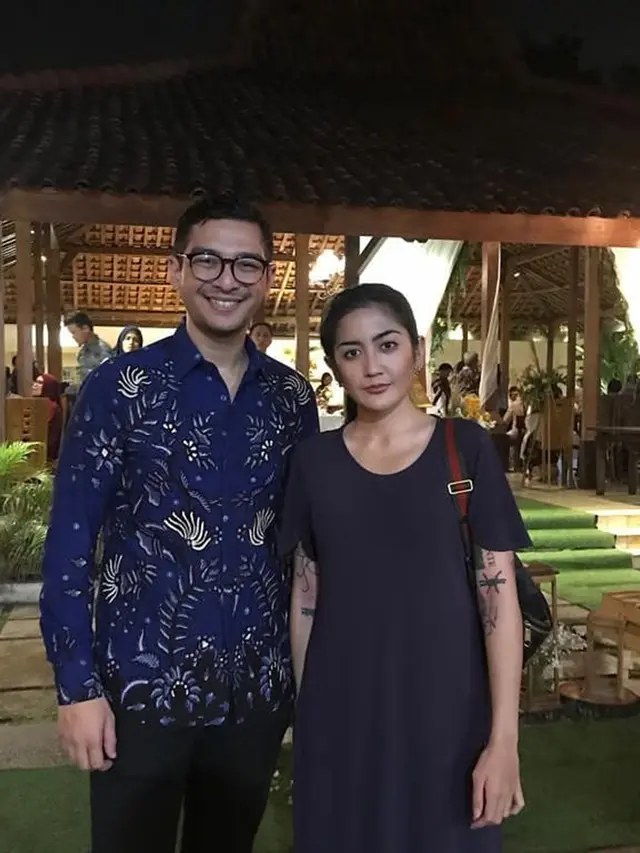 Tak Ikuti Jejak Sang Ibu, Ini 7 Potret Maura Magnalia Putri Nurul Arifin