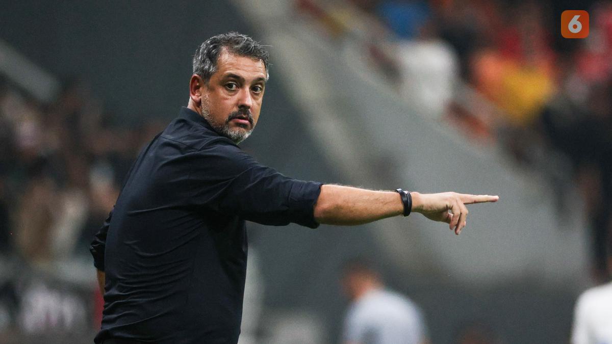 Arema FC Tanpa Kemenangan di Ramadan, Marcos Santos Bicara Soal Fisik Pemain