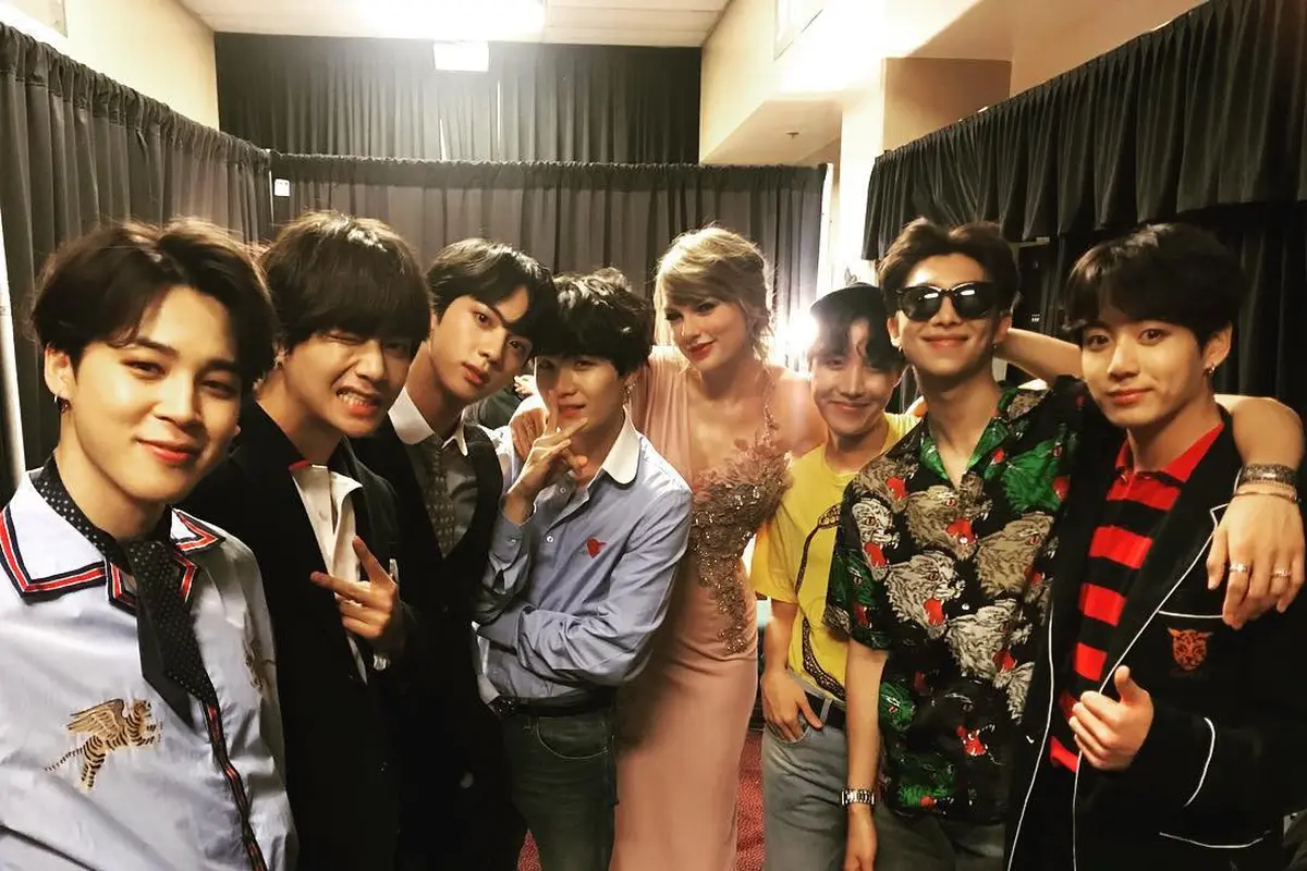 [Bintang] Taylor Swift dan BTS