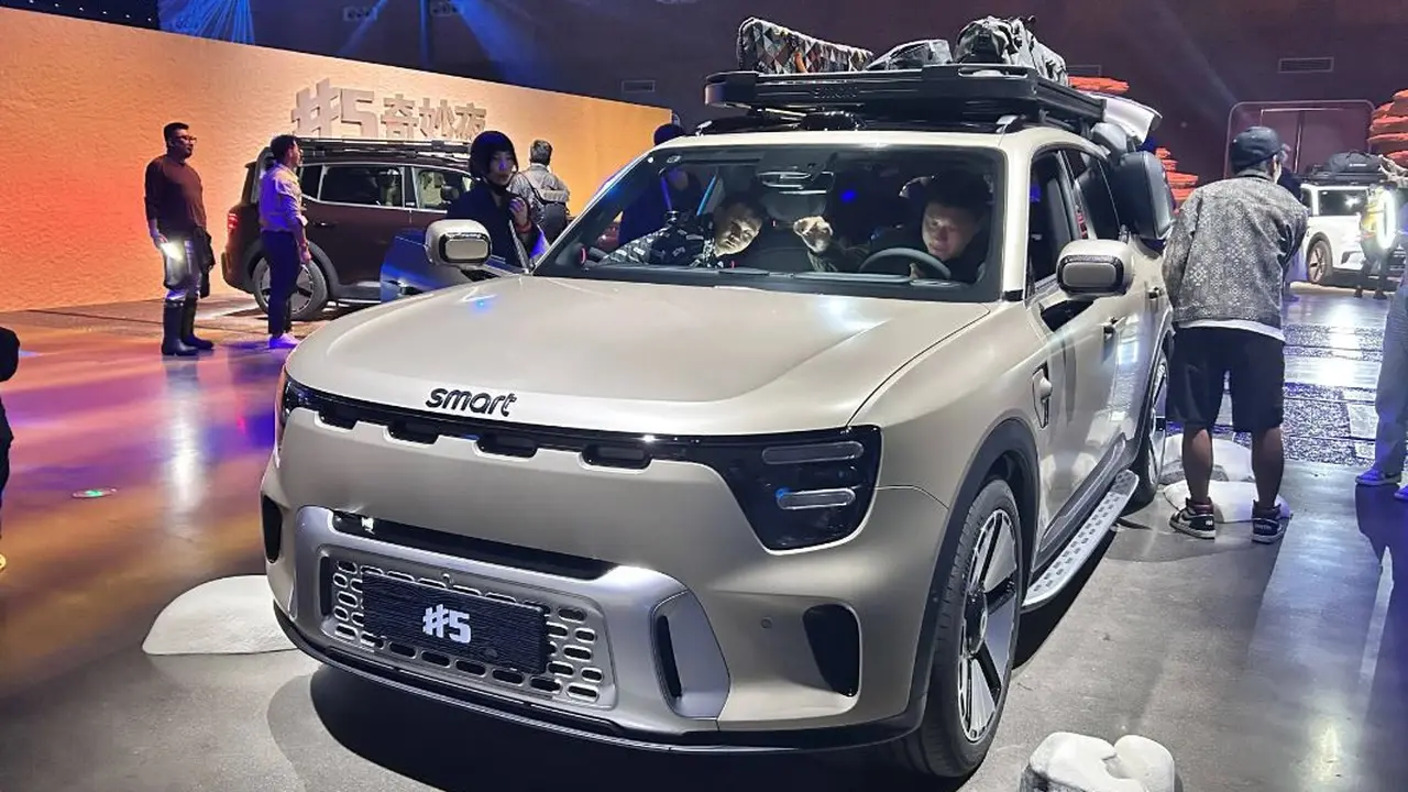 Mobil SUV Listrik Smart model #5