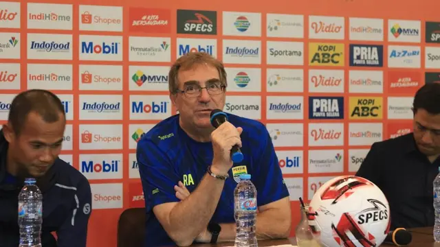 Persib Bandung, Robert Alberts
