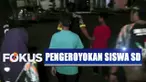 Korban mengalami luka memar di bagian wajah dan dadanya akibat hantaman para pelaku.