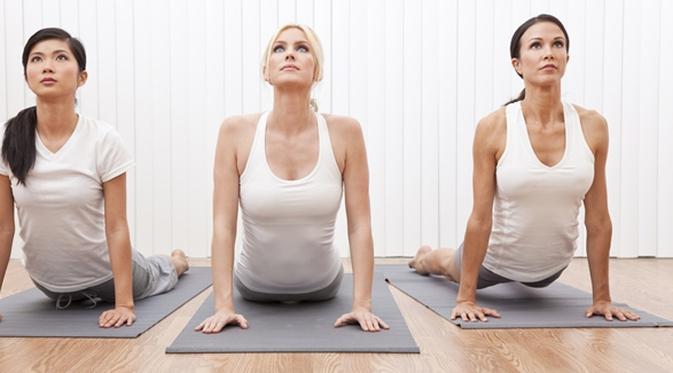 Takut Mencoba Bikram Yoga? Baca Dulu Tulisan Ini - Beauty Fimela.com
