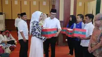 Menaker Berikan 1000 Santunan bagi Petugas Kebersihan, Satpam, dan Sopir